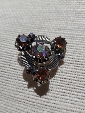 Vintage Brown Crystal Floral Brooch with Silver-Tone Leaves